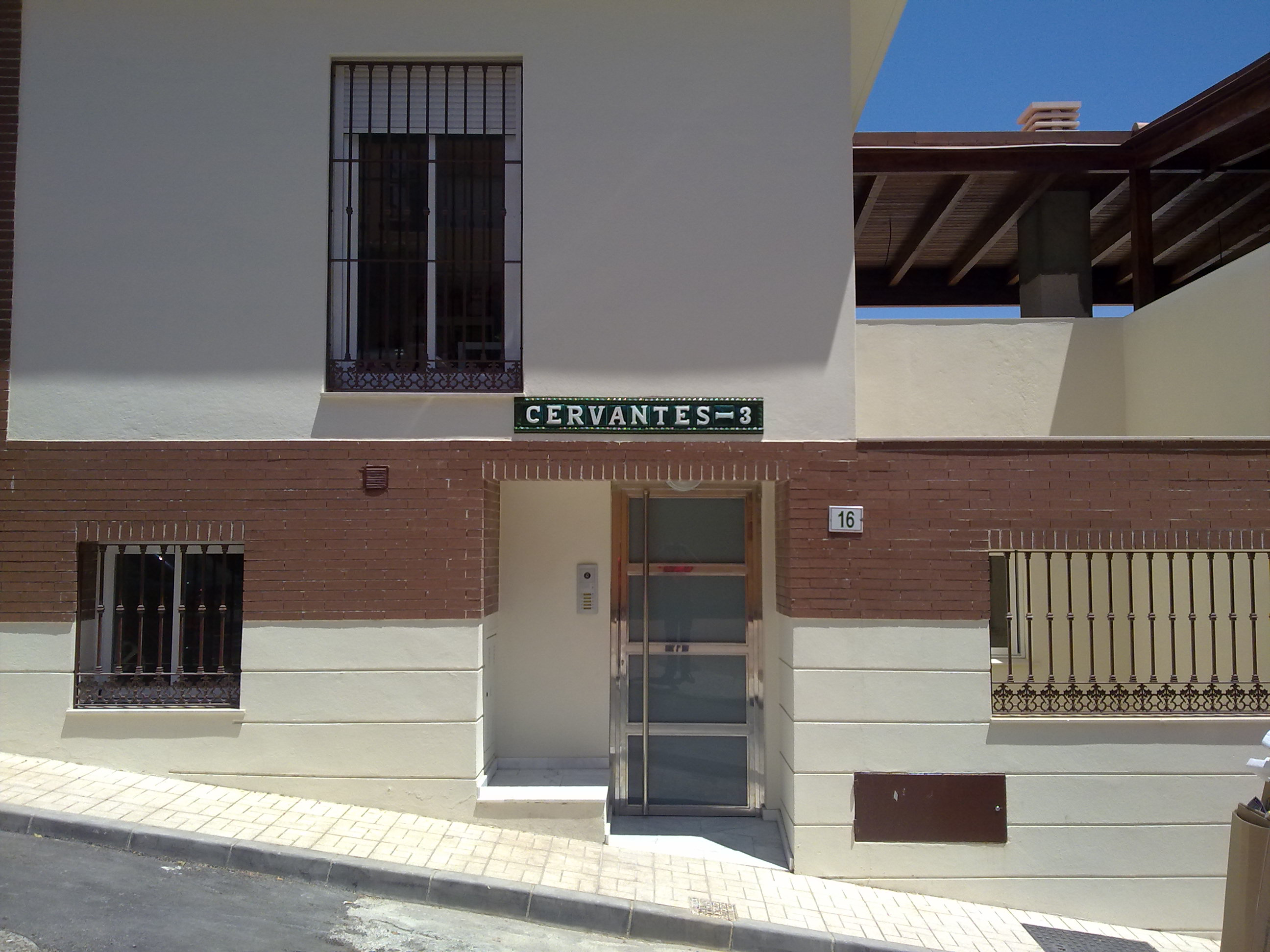 Edificio de Viviendas Pedregalejo — foto 2